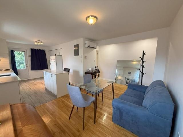 12246 Av. De St Castin, H3M 2L7, H3M 2L7, Montréal