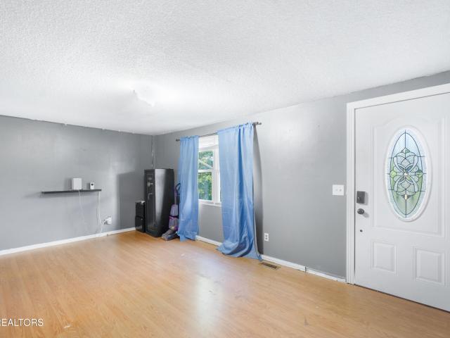 1224 Mountain View Circle