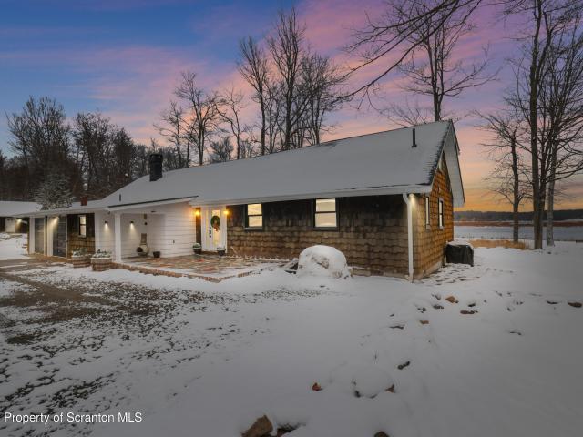 1224 Pocono Dr, Gouldsboro, PA 18424 | MLS #SC255846