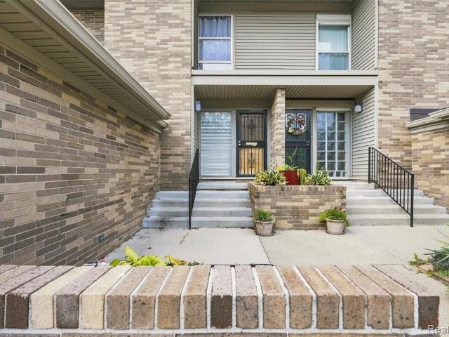1224 Saint Aubin