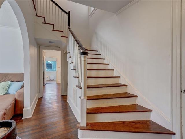 1224 W Market Street