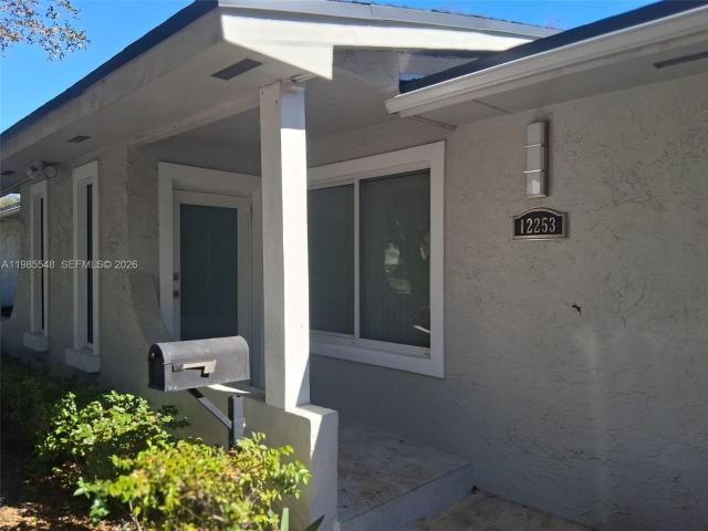 12253 SW 82nd Ave, Unit 2, Pinecrest, FL 33156 | MLS #A11985