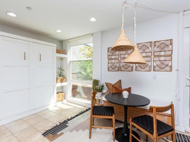 1225 Island 114