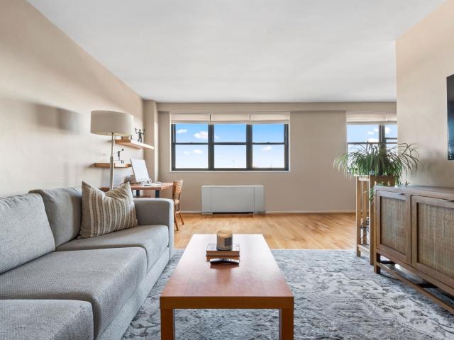 1225 Kennedy Blvd # 8K