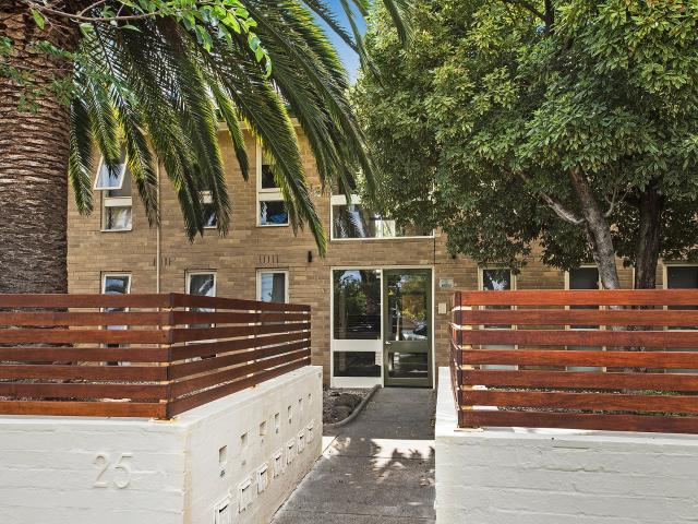 12/25 Royal Avenue, Glen Huntly