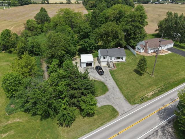 12261 W Sr 105