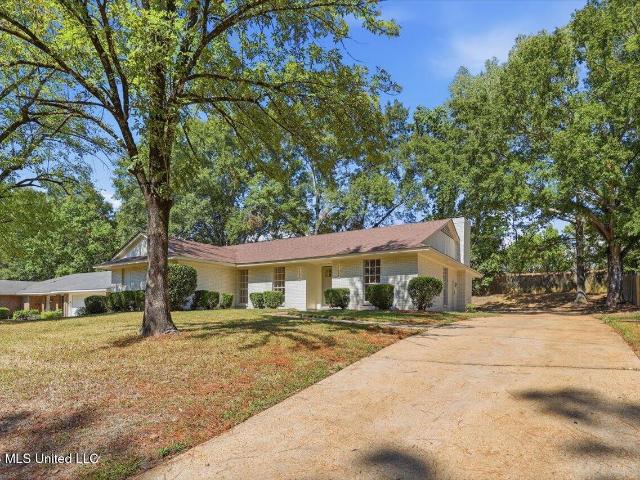 1226 Ferncrest Drive