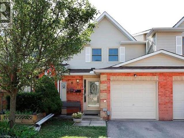 1226 Kirstie Court Unit# 34, Oakville, ON, L6H 5C4 townhouse for sale | Listing ID 40846 | Royal LePage