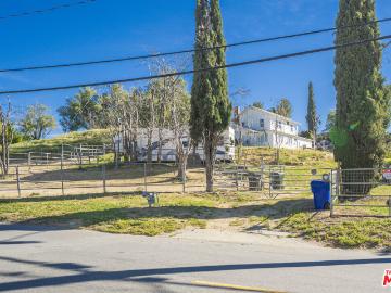 12273 Overcrest Dr, Yucaipa, CA 92399 | MLS #26659