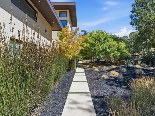 12271 Hilltop Drive
