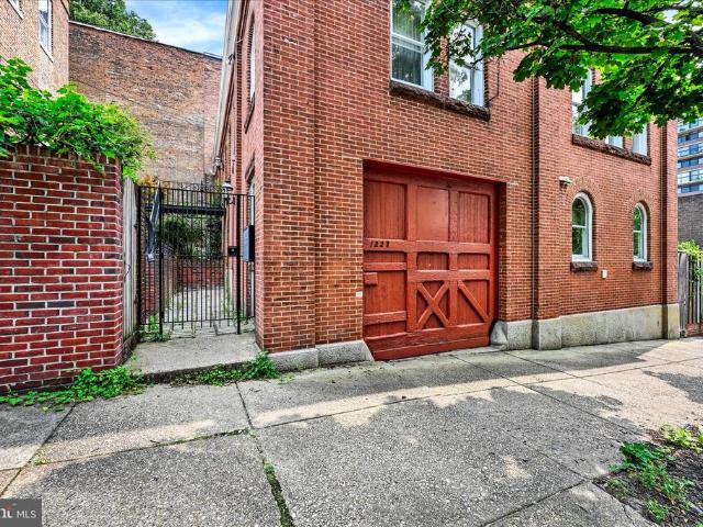 1227 Park Avenue # 9