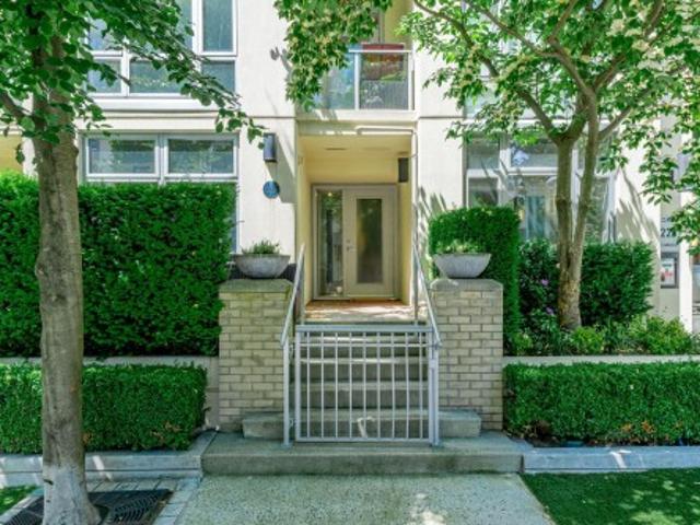1227 Richards Street, Vancouver, BC, V6B 3G3 townhouse for sale | Listing ID R3148 | Royal LePage