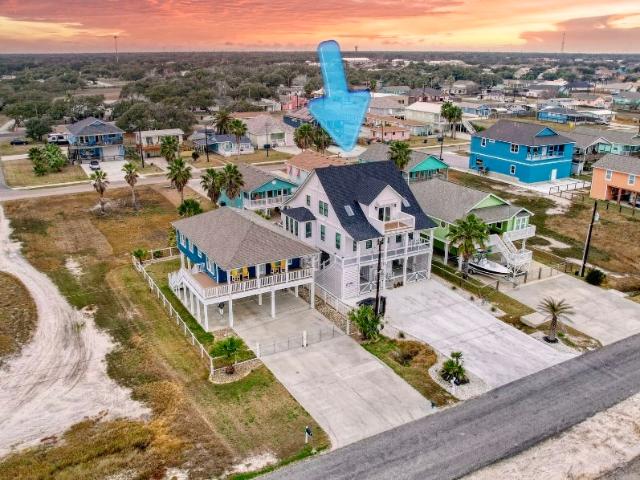 1227 S Magnolia St, Rockport, TX 78382 | MLS #476277