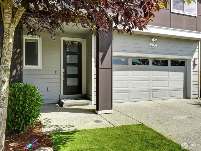 1227 th Street SE