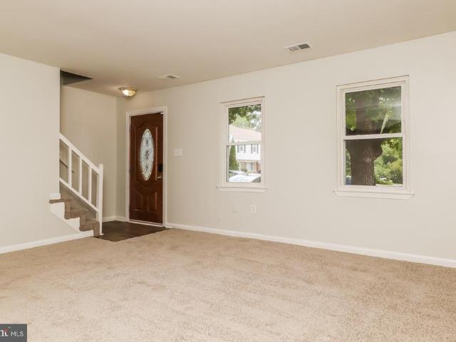 1227 Thomas Jefferson Place