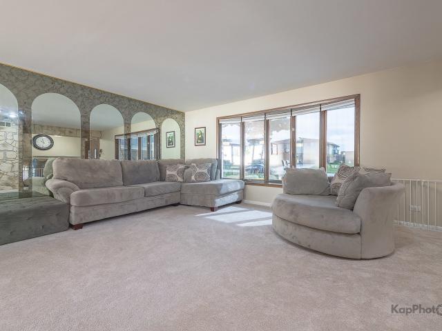 1227 Timber Place