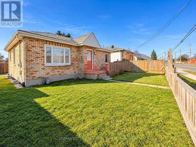 1227 Trafalgar Street, London East, ON, N5Z 1H6 house for sale | Listing ID X13869 | Royal LePage