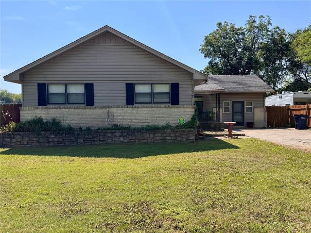 1227 Van Drive