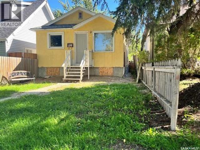 1227 Wascana Street, Regina, SK, S4T 4J2 house for sale | Listing ID SK049597 | Royal LePage