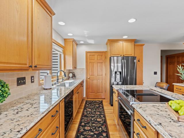 1227 Wegner Dr