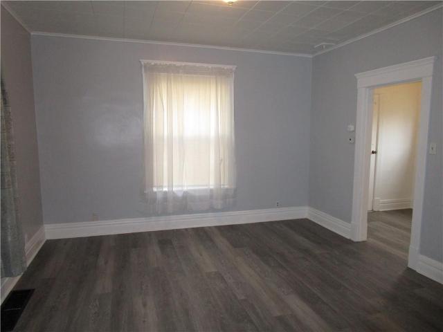 1228 N Sharpsville Ave, Sharon, PA 16146 | MLS #1740