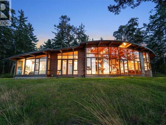 1228 Greenleaf Lane, Sidney Island, BC, V8L 5Y9 house for sale | Listing ID 1048 | Royal LePage