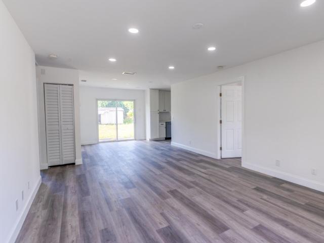 1229 18th Avenue N, Lake Worth Beach, US, FL