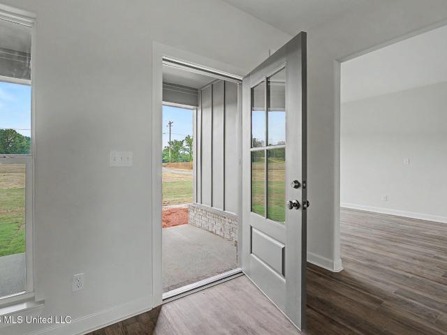 1220 Barr Road