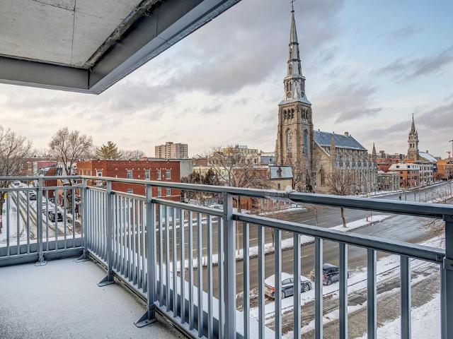 1220 Boul. René Lévesque E Montréal Ville Marie, QC H2L