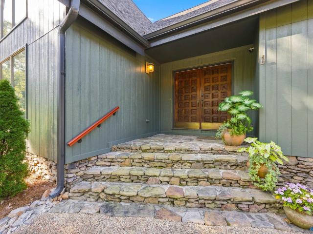 1220 Deborah Drive SE