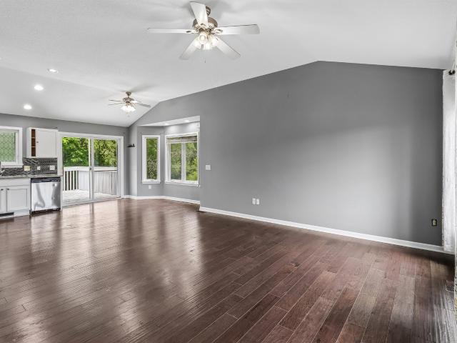1220 E 38th Street