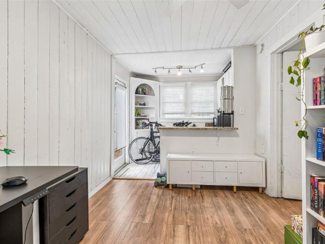 1220 E Emma St, Tampa, FL 33603 | MLS #TB8500
