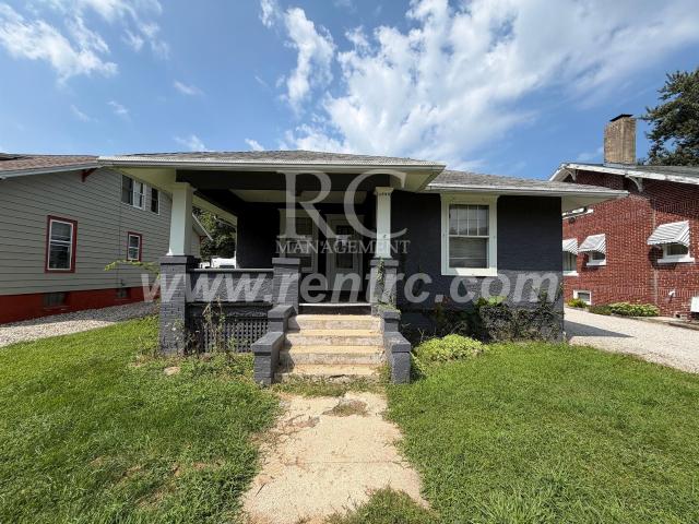 1220 Harmon, 2 beds, 1 full bath