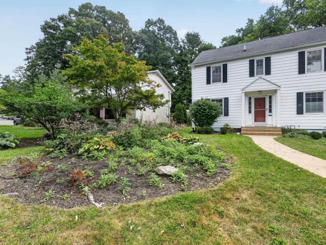 1220 Ravinia Road