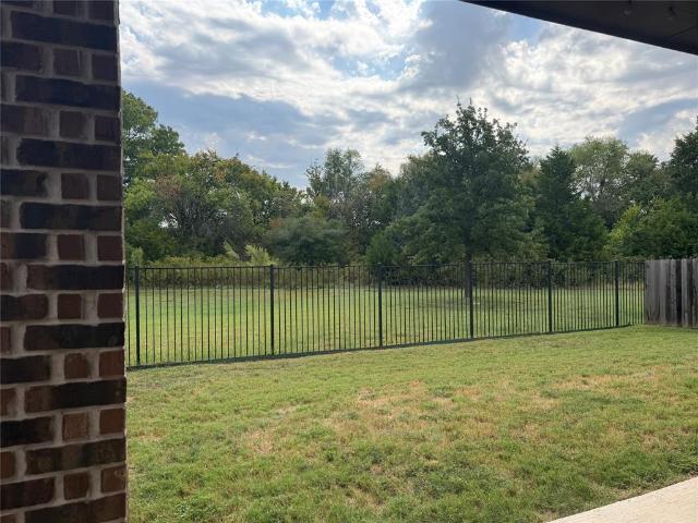 1220 Scott Drive