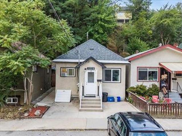 1220 Tamarac Avenue, Trail, BC, V1R 4J1 house for sale | Listing ID 10397 | Royal LePage
