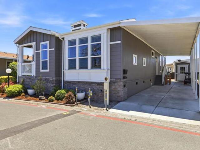 1220 Tasman Drive 272