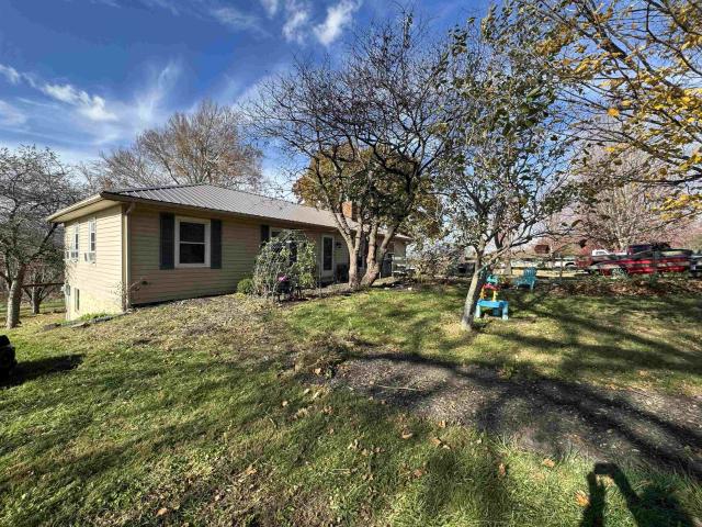 1221 miller farm rd