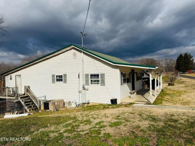 1221 Brady Rd