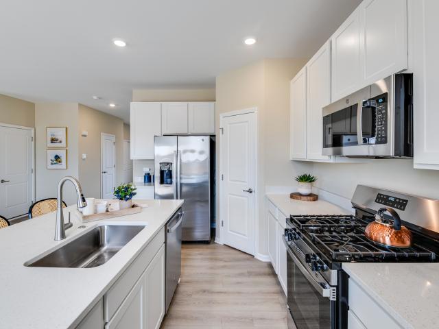 1221 Clifton Drive