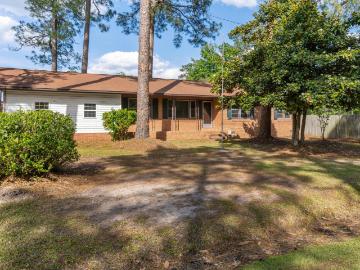 1221 Glenrobinson Lane