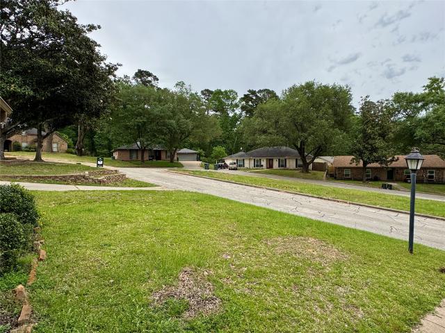 1221 Green Briar Drive