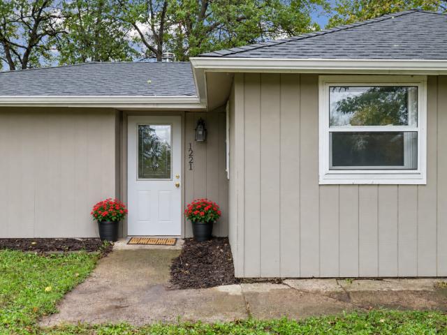 1221 Jefferson Road