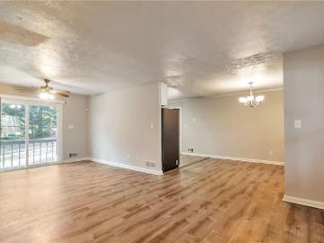 1221 Summit Links Court