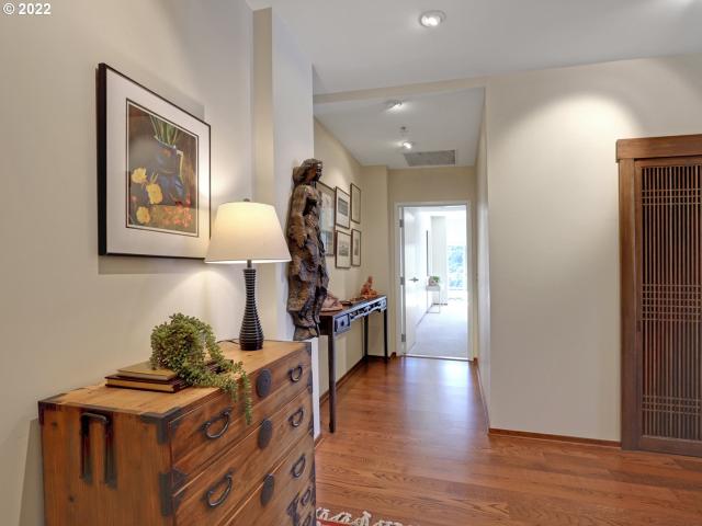 1221 SW 10TH AVE # 1804