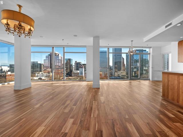 1221 SW 10TH AVE # 1201