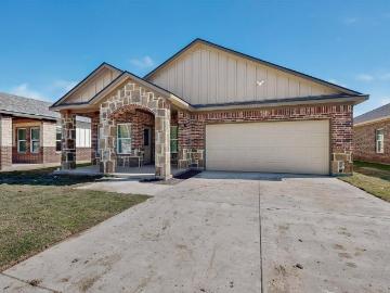 1221 S Rockwall Ave, Terrell, TX 75160 | MLS #21104