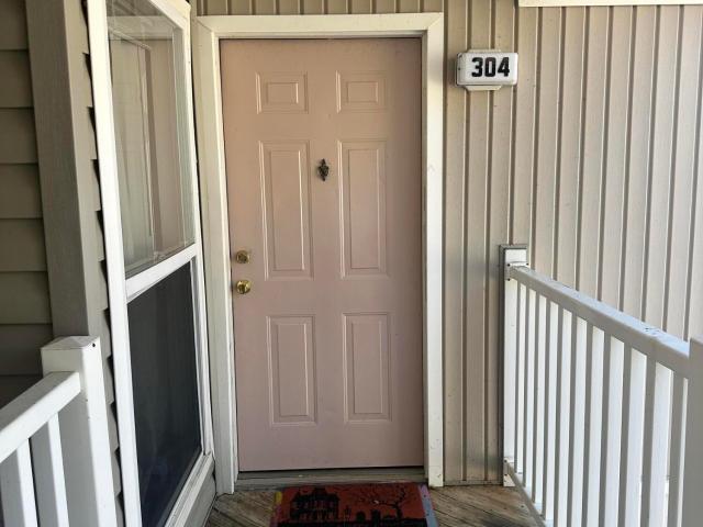 1221 University Court 304