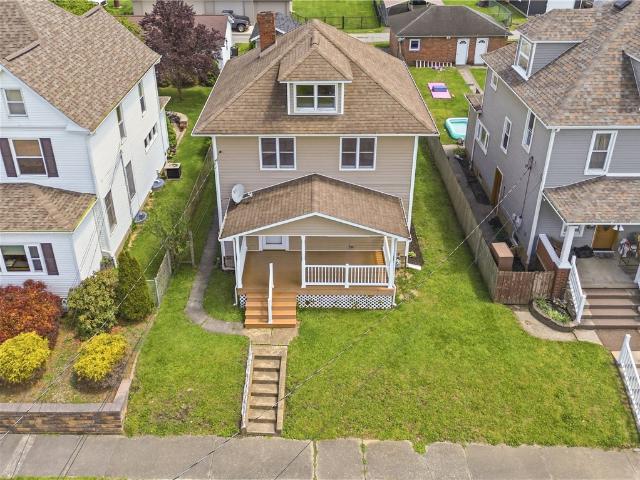 1221 Vine St