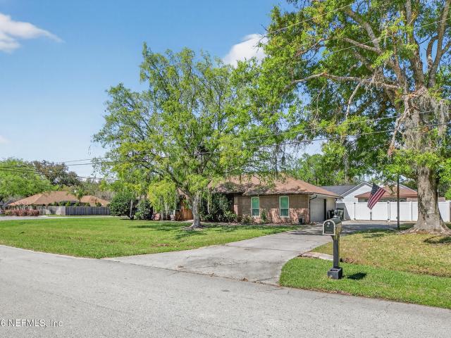 12227 Flynn Woods Rd, Jacksonville, FL 32223 | MLS #2147